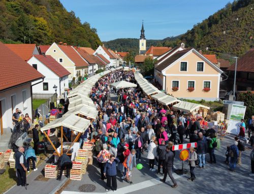 CarEx se je predstavil na 26. Prazniku kozjanskega jabolka / CarEx se predstavio na 26. Prazniku Kozjanskih jabuka