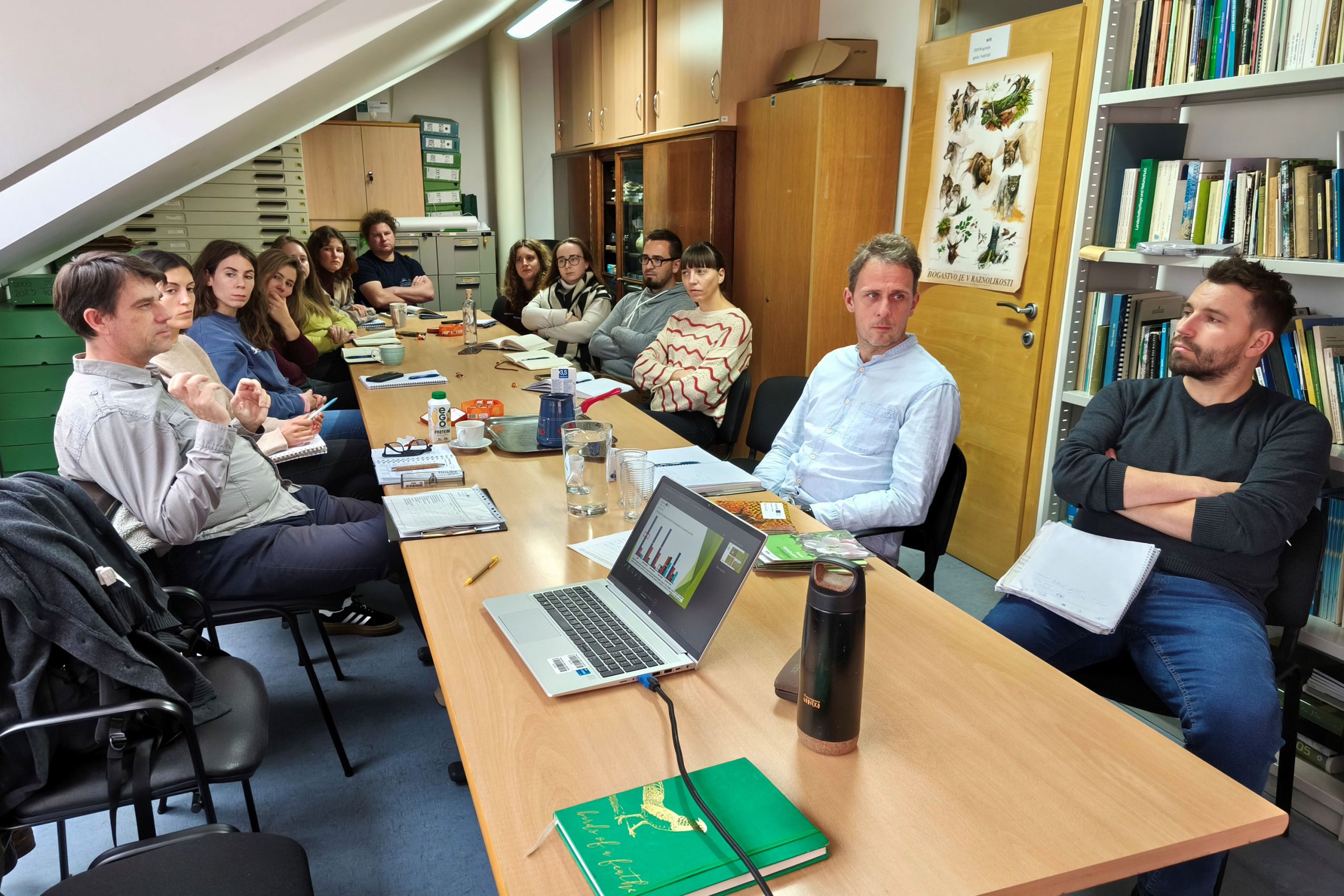 Strateški načrt trajnostnega ohranjanja opraševalcev goricko 06