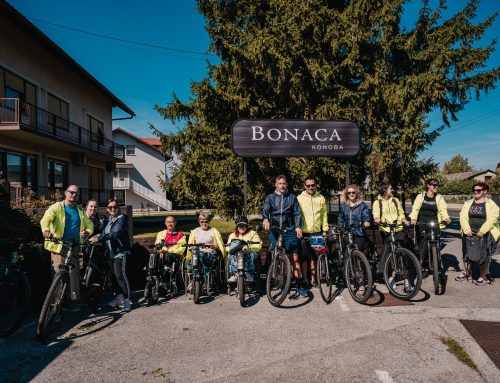 Dostopno kolesarjenje v praski / Pristupačno bicikliranje u praksi