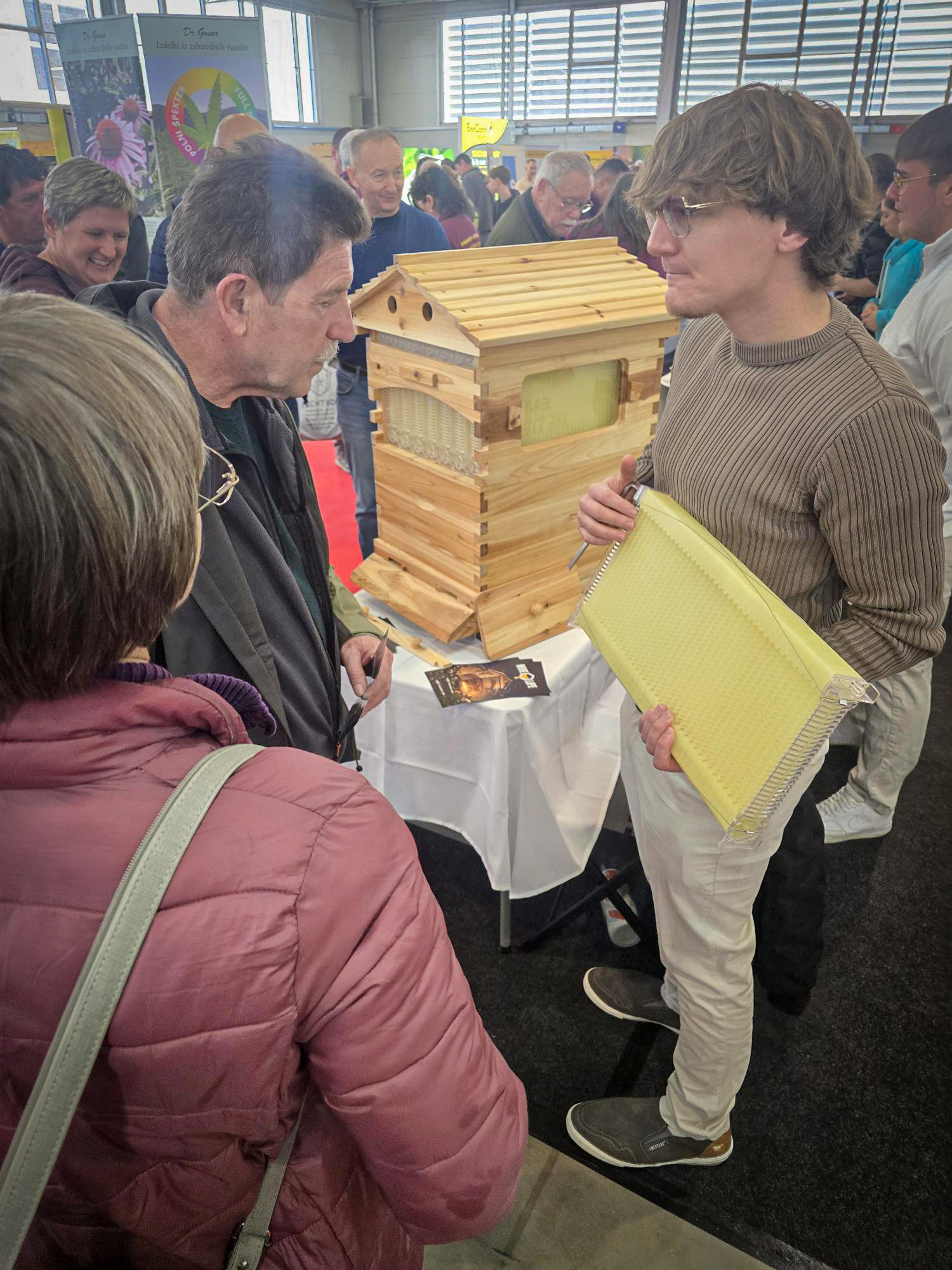 BEE-A-WARE celje 09b