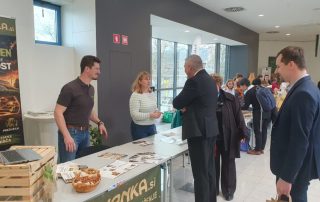 Odporni predstavitev Marčevski sejmi